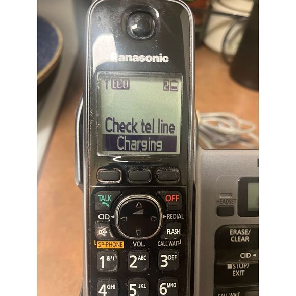 Panasonic KX-TG155SK Working Cordless Phone with Answering Machine Bluetooth ID - Picture 4 of 9